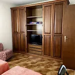 Wellness In Malpensa - Проживание в семье Samarate